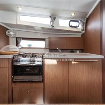 Beneteau Oceanis 38.1