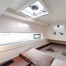 Beneteau Oceanis 38.1