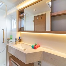 Lagoon 50
