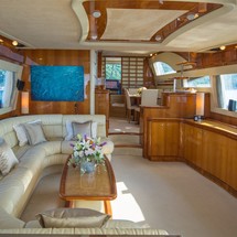 Ferretti 760