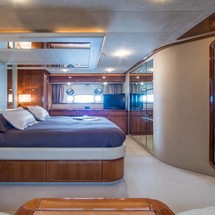 Ferretti 760