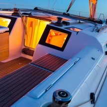 Dufour 382