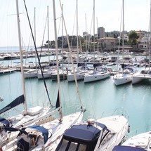 Pershing 90