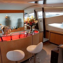 Pershing 90