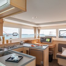 Lagoon 450 F