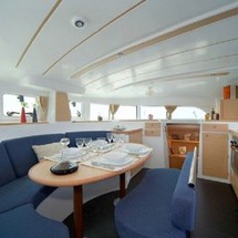 Lagoon 380 S2