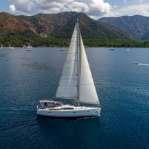 Beneteau Oceanis 40