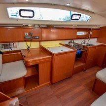 Beneteau Oceanis 40