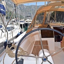 Dufour 382