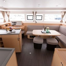 Lagoon 450 S