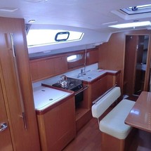 Beneteau Oceanis 43
