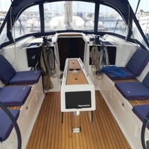 Dufour 382