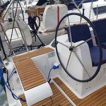 Dufour 382