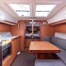 Dufour 382