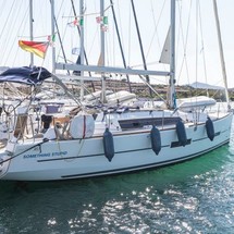 Dufour 382