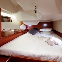Beneteau Oceanis 48