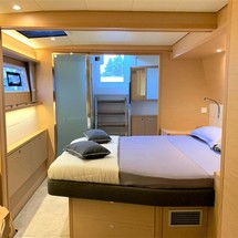Lagoon 560