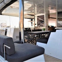 Lagoon 560