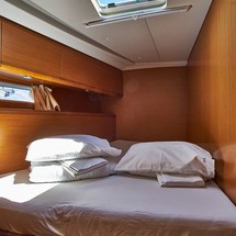 Jeanneau 53