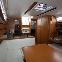 Jeanneau Sun Odyssey 379