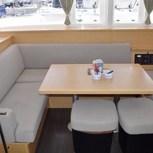 Lagoon 400 S2