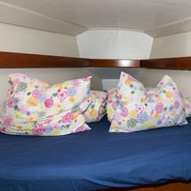 Beneteau Oceanis 37