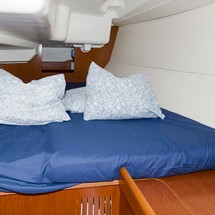 Beneteau Oceanis 37