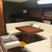 Beneteau Oceanis 60