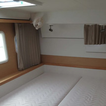 Lagoon 400