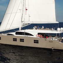Sunreef 102