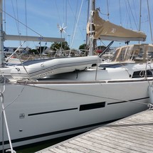 Dufour 382