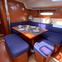 Beneteau Oceanis 46