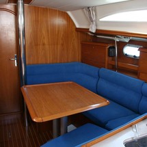 Jeanneau Sun Odyssey 37
