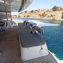 Lagoon 620