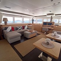Lagoon 620