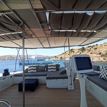 Lagoon 620