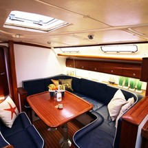 Bavaria 44