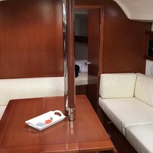 Beneteau Oceanis 34