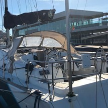 Beneteau Oceanis 43