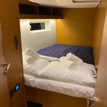 Jeanneau 54