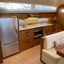 Jeanneau 54