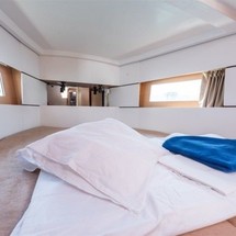 Beneteau Oceanis 38