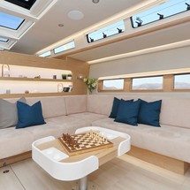 Hanse 675