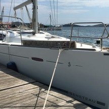 Beneteau Oceanis 43