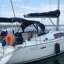 Beneteau Oceanis 43