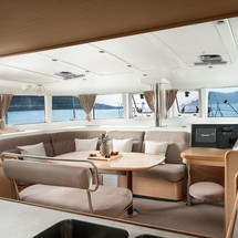 Lagoon 440