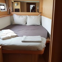Lagoon 450 F