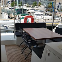 Lagoon 450 F