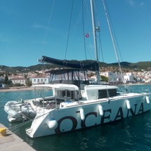 Lagoon 450 F