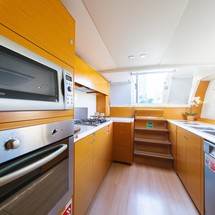 Lagoon 620